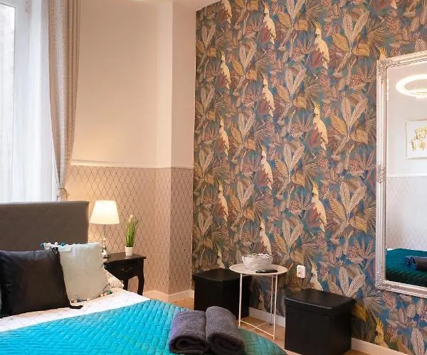 Konukevi Clicktheflat Aleje Jerozolimskie Center Varşova